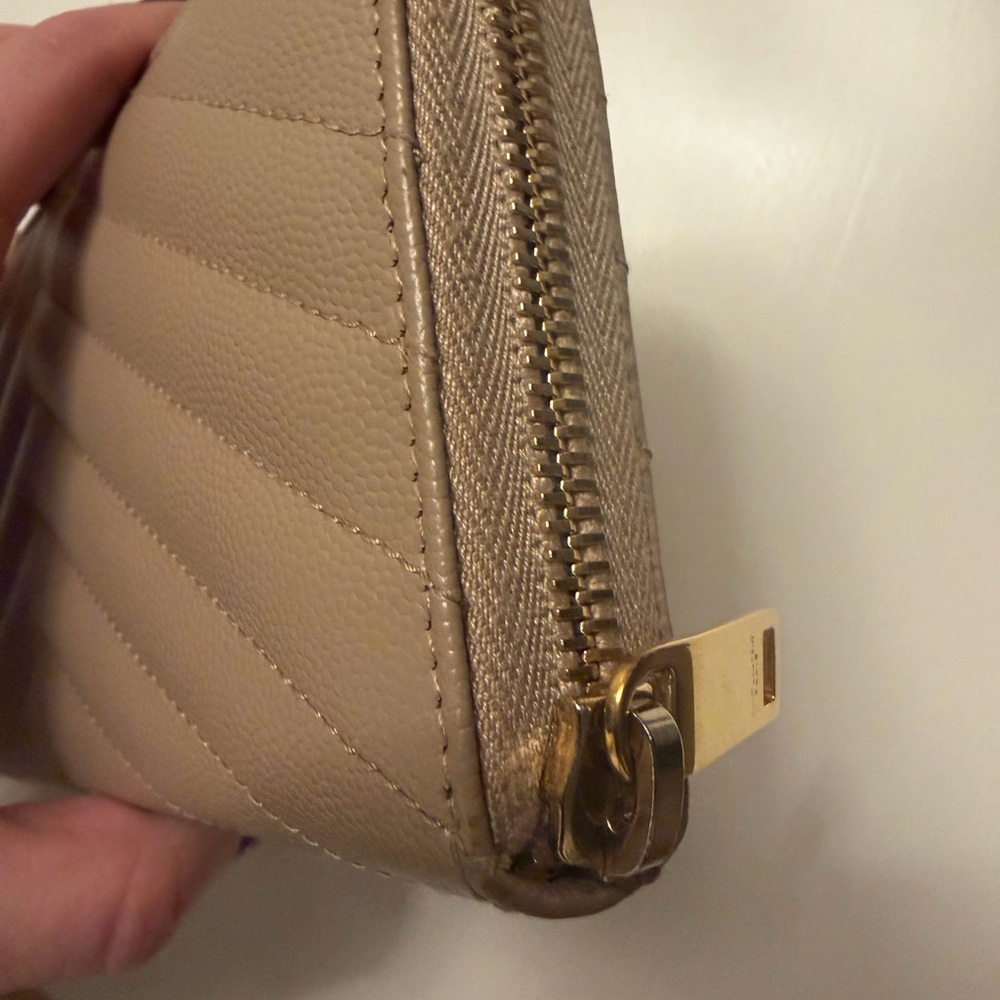 YSL Saint Laurent Leather V stitch Zip Around Long Wallet - Picture 4 of 10